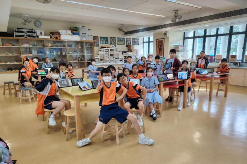 視藝校隊(初級組)學習電繪